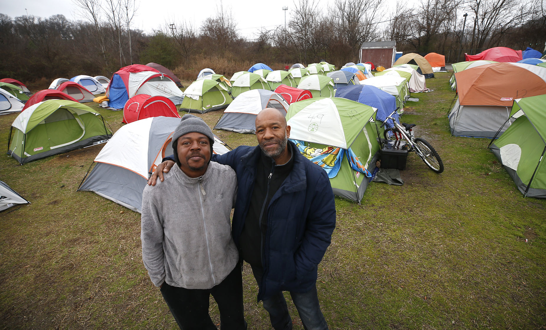 20200206_MET_TENT_AWE04